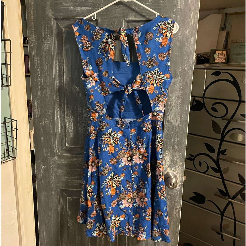 Modcloth Bursting With Optimism Fit and Flare Dress Size 8 - Picture 5 of 11